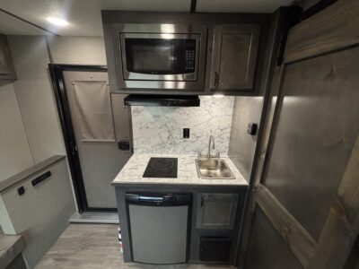 2027 Shadow 2 Horse BP LQ Trailer