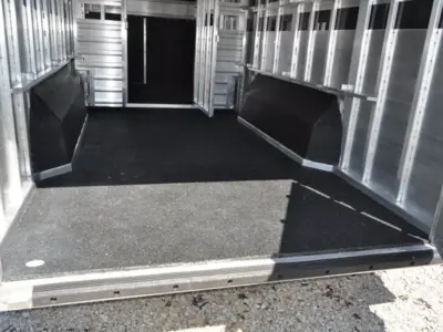 2027 Shadow 80240STK-GN-SG Trailer