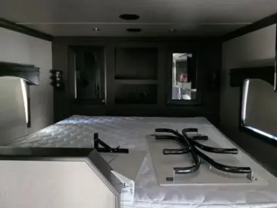 2024 Exiss Endeavor 8314 G-LQ Trailer