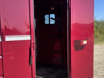 2027 Valley 3 Horse Bumper Pull Trailer