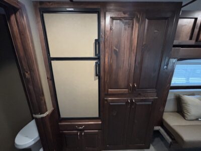 2027 Shadow 4 Horse 14′ Living Quarters