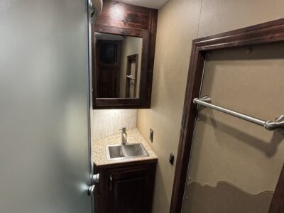 2027 Shadow 4 Horse 14′ Living Quarters
