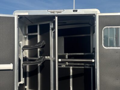 2027 Shadow 2 Horse BP Living Quarters Trailer